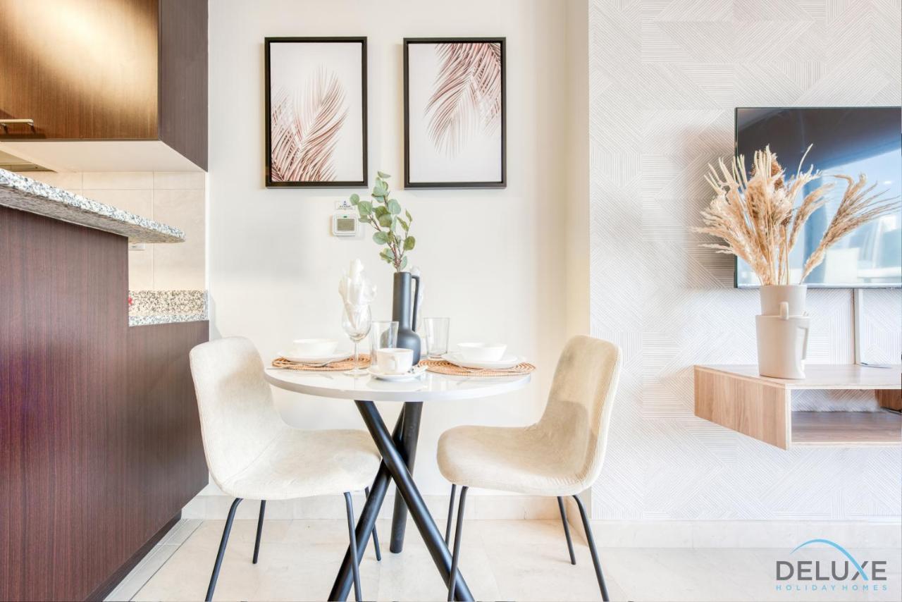 Apartment Calm At Sky Gardens Difc By Deluxe Homes