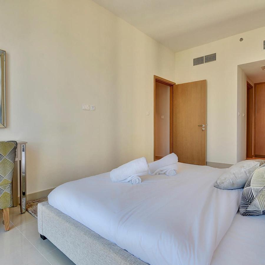 Harbour Views - Large 2 Bdr Apt - Balcony - Views * Dubái