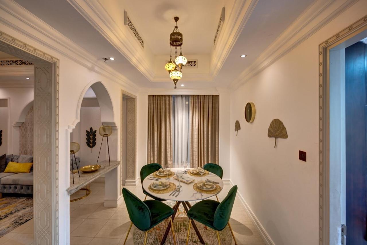 Appartement Durrani Homes - Persian Luxury At Souk Al Bahar With Private Jaccuzi *