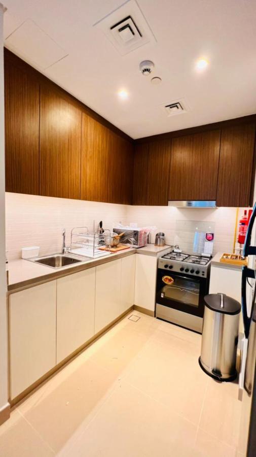 Marina Waterfront 1 Bed With Balcony - Airbetter *