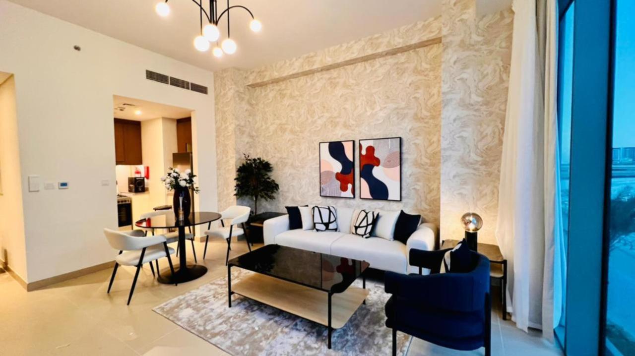 Marina Waterfront 1 Bed With Balcony - Airbetter