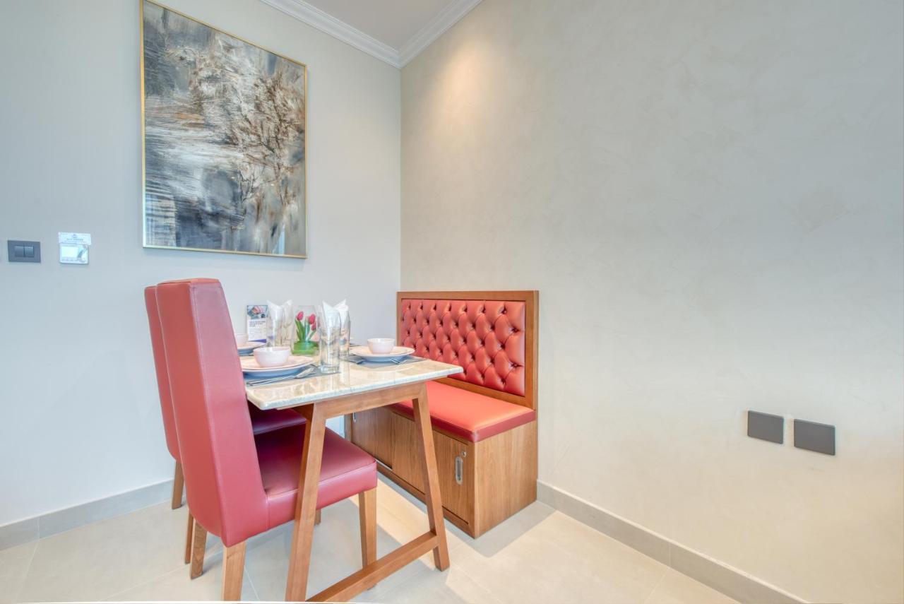 Special Offer Classy With Canal & Views By Deluxe Homes