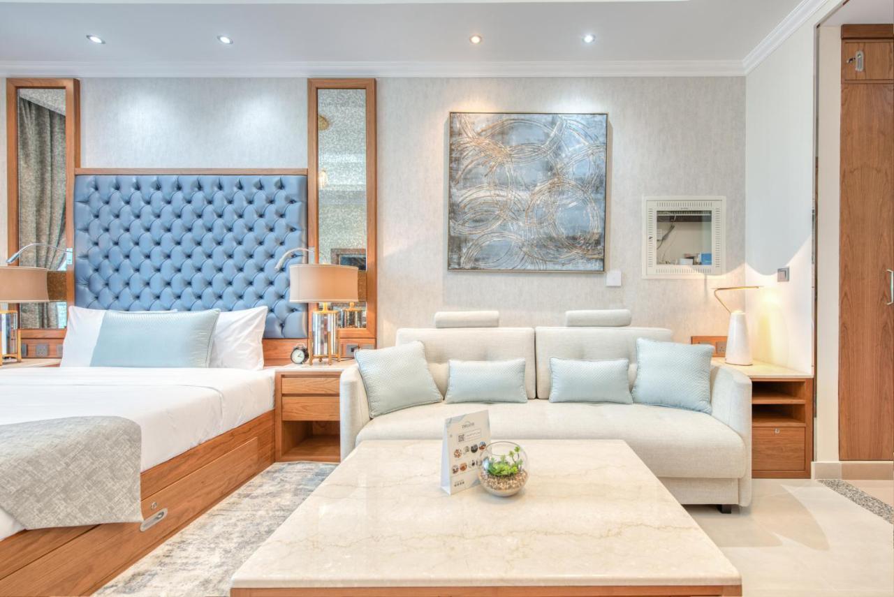 Special Offer Classy With Canal & Views By Deluxe Homes * Dubai