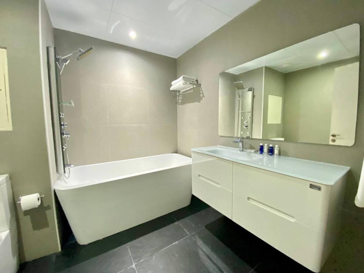 Luxury Jbr , Beach , Pool , Parking Apartemen