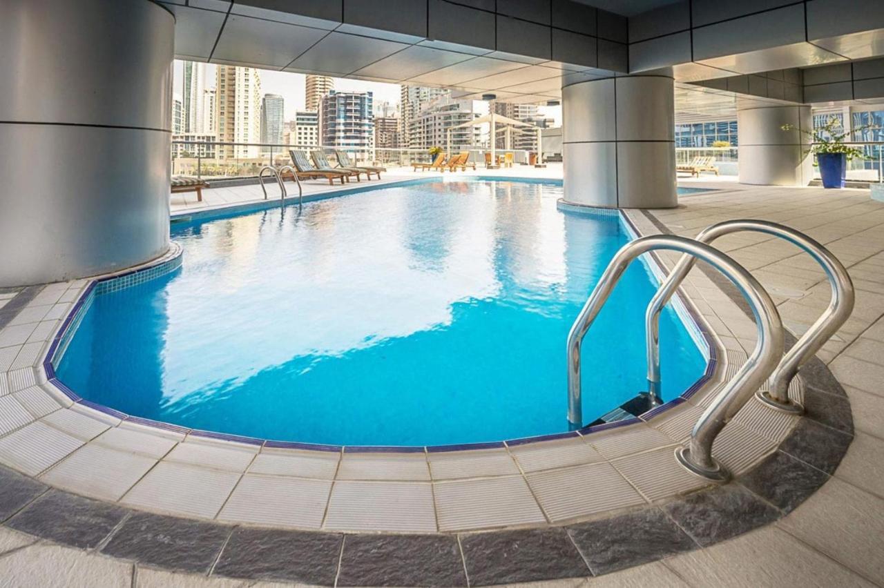 Full Marina And Ain Wheel View 1br At The Point Marina By Deluxe Homes *