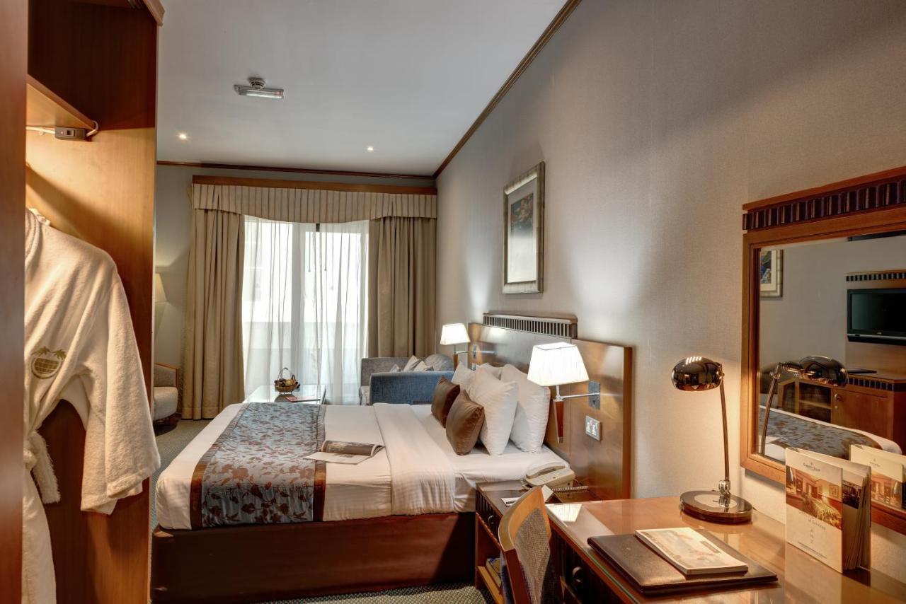 Al- Barsha Hotel