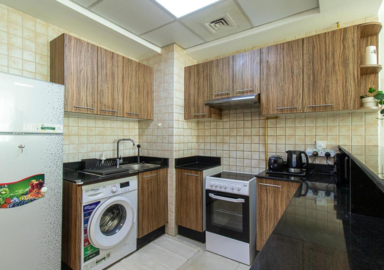 Rh-city Retreat, 01 Bedroom Near Burj Khalifa Downtown Dubai