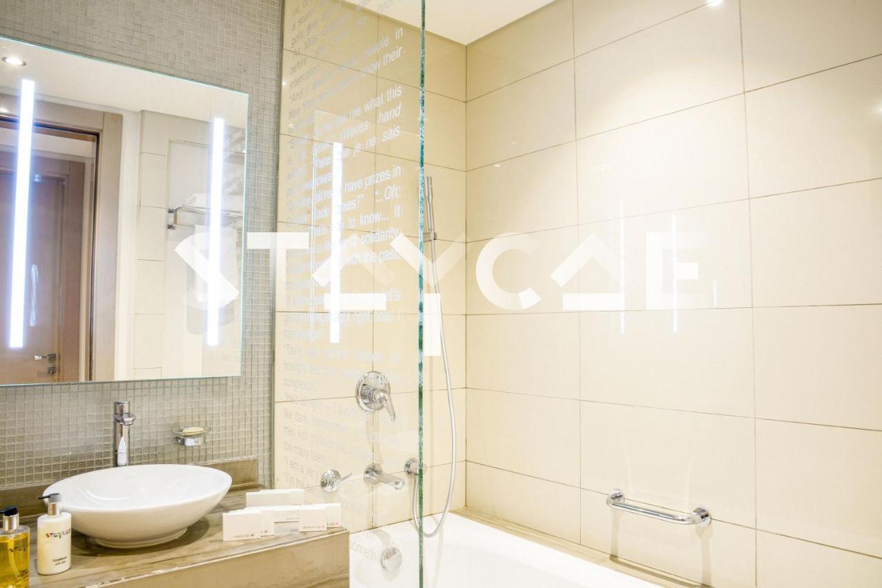 Apartment Staycae Paramount Towers Dubai