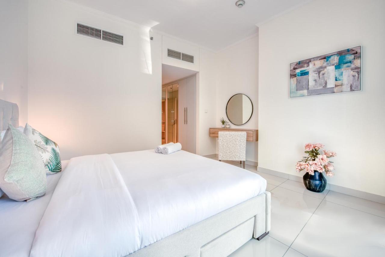 Authentic 2br At Damac Heights Marina By Deluxe