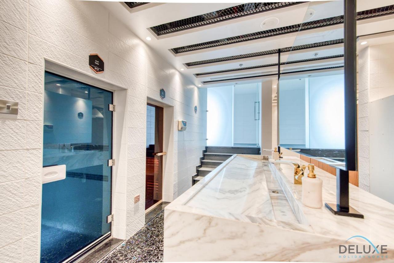 Special Offer Classy With Canal & Views By Deluxe Homes *