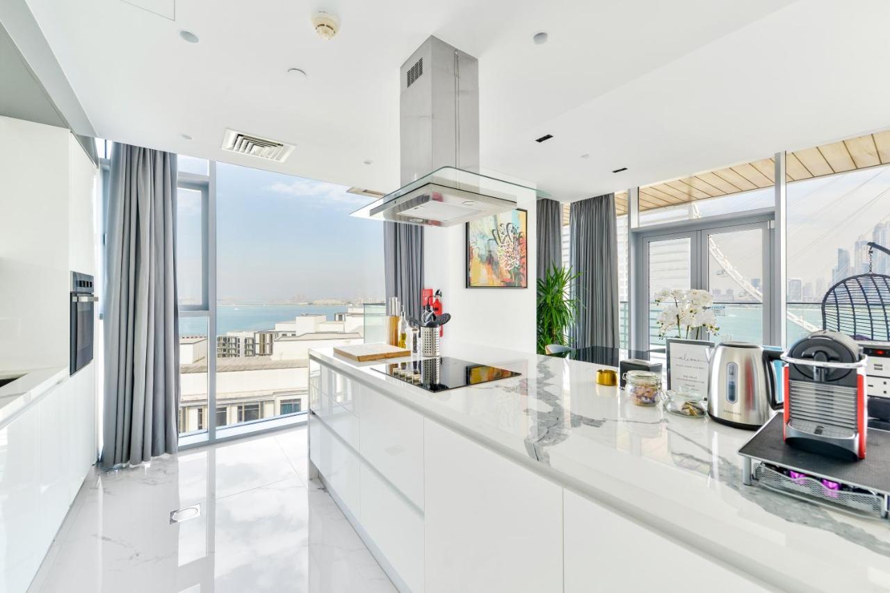 Luxurious 3 Bedroom W Maidroom In Bluewaters Island Lägenhet Dubai