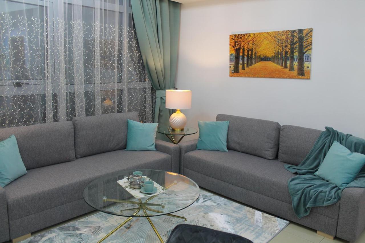 Newly Furnished One Bedroom Next To Metro & In Marina
