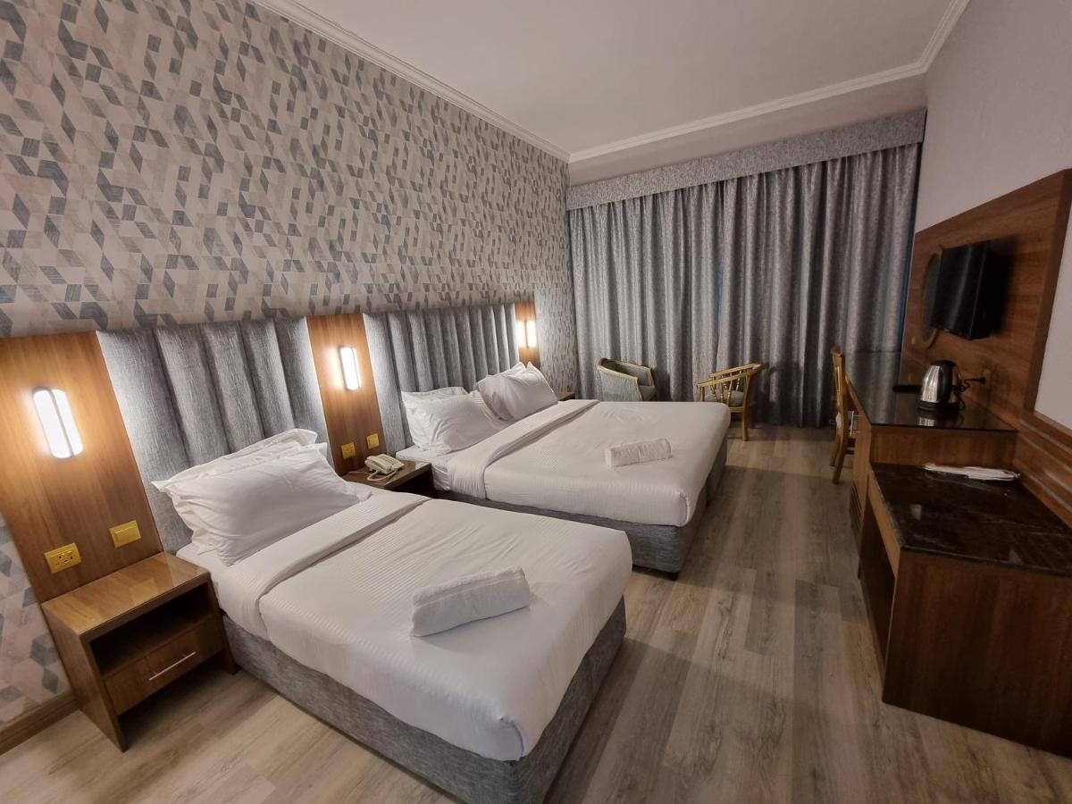 Bliss Square Hotel Dubái