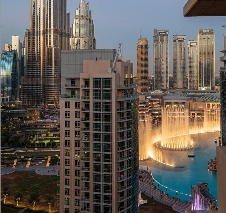 First Class 2br With Full Burj Khalifa And Fountain View Apartment *