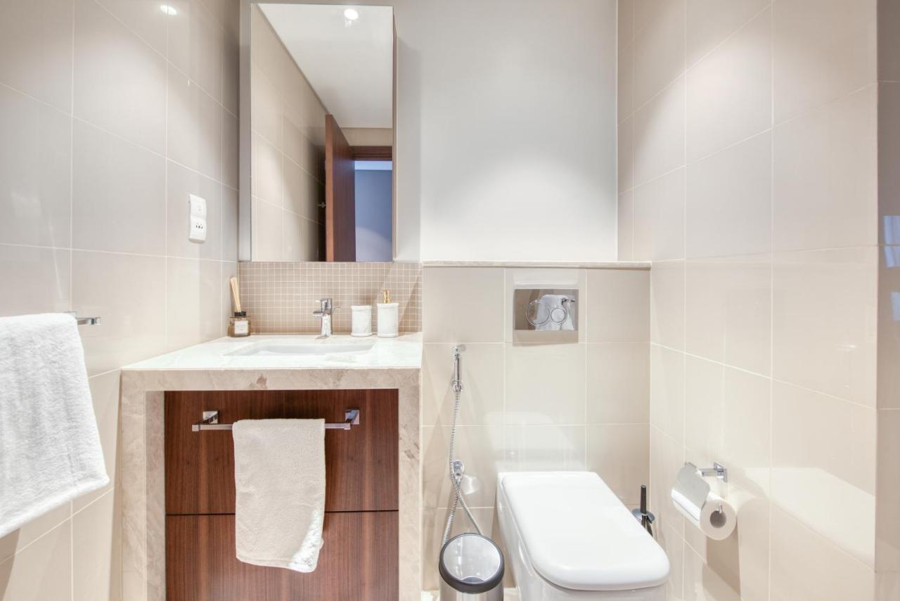 Luxurious 3 Bedroom In Boulevard Point, Connected To Mall Appartement *