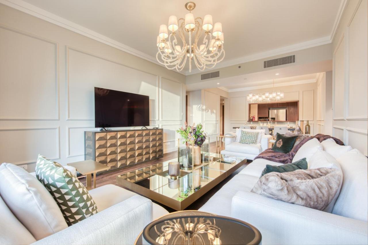 Luxurious 3 Bedroom In Boulevard Point, Connected To Mall Appartement *