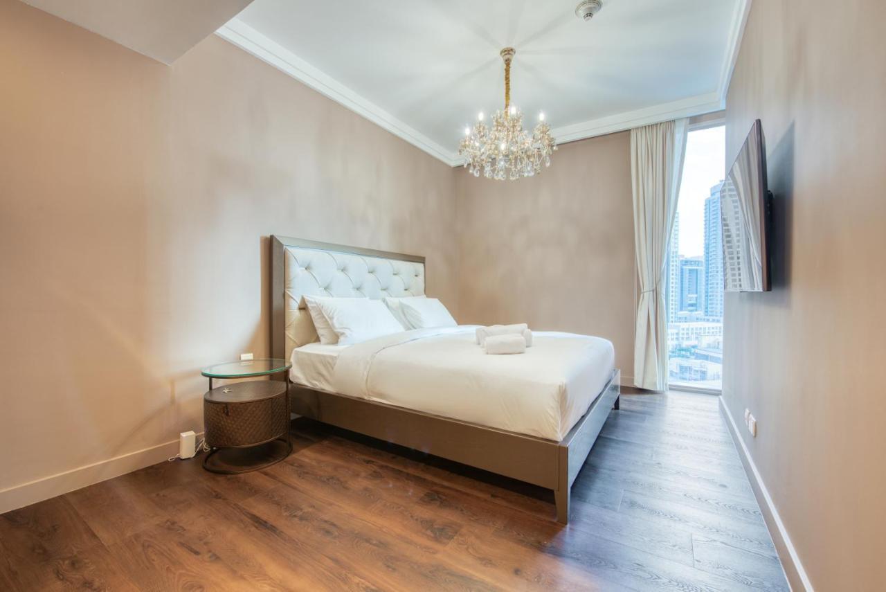 Luxurious 3 Bedroom In Boulevard Point, Connected To Mall Appartement *