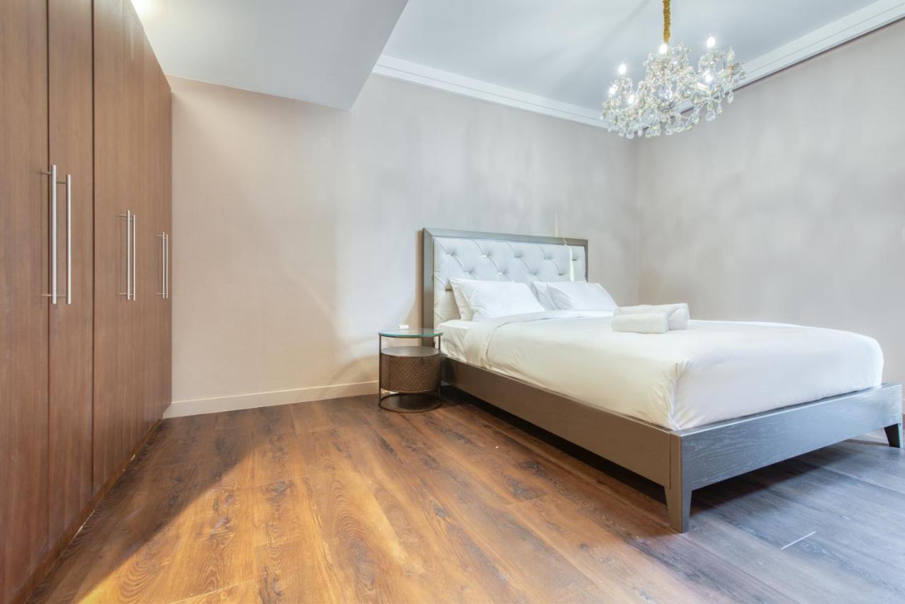 Appartement Luxurious 3 Bedroom In Boulevard Point, Connected To Mall