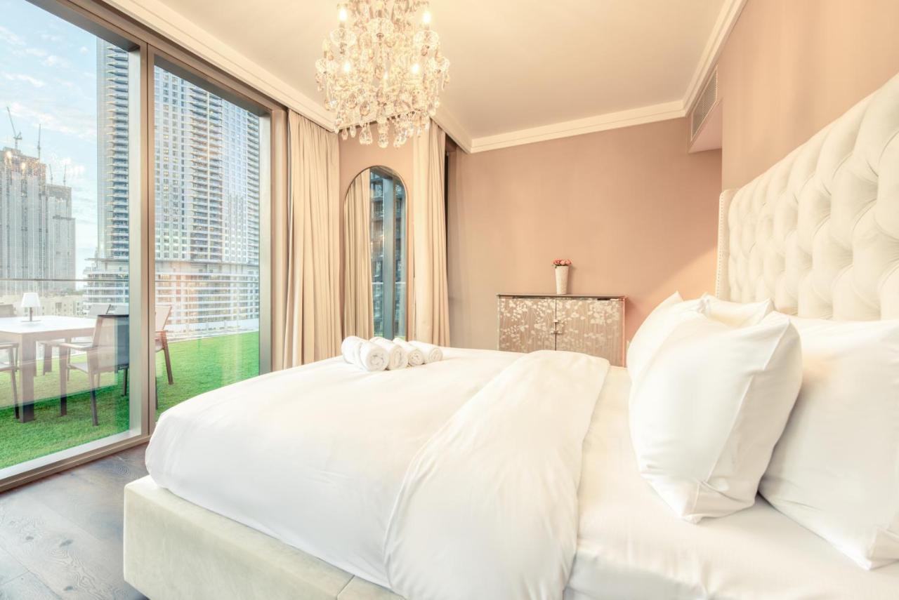 Luxurious 3 Bedroom In Boulevard Point, Connected To Mall