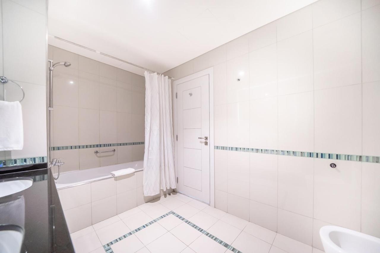 Luton Vacation Homes-damac Heights Tower- Marina-21ab03 Appartement