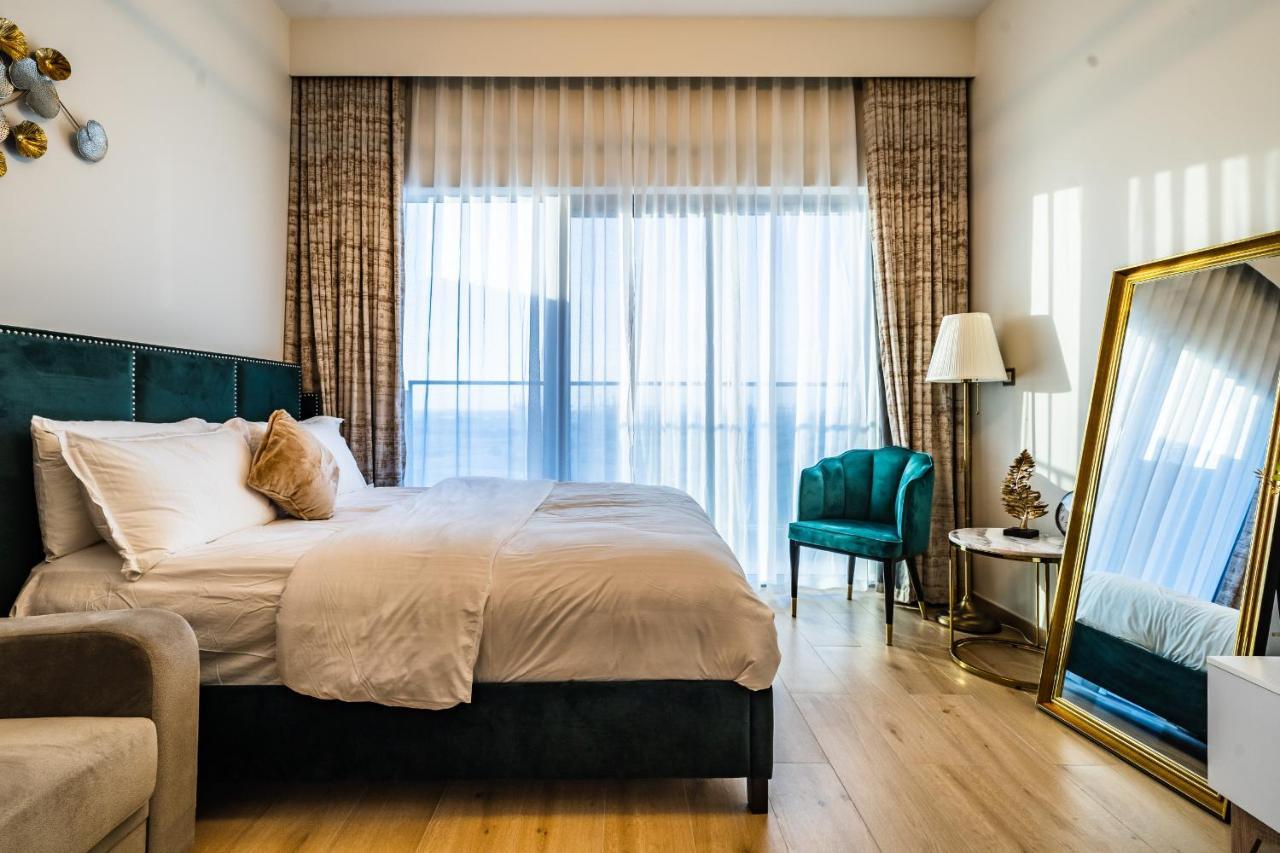 Appartement Azizi Aura, Jebel Ali- Near Metro Station *