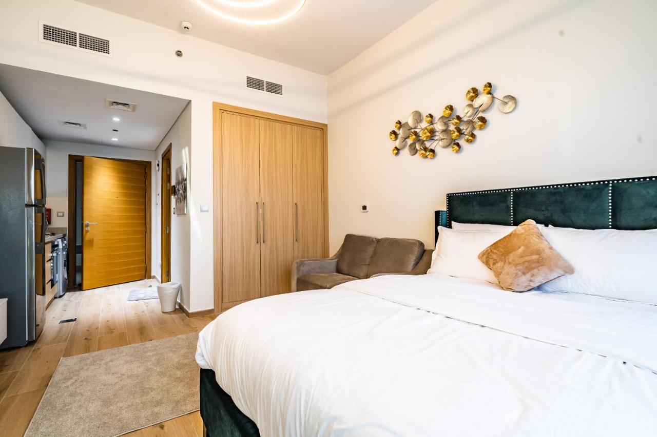 Appartement Azizi Aura, Jebel Ali- Near Metro Station *