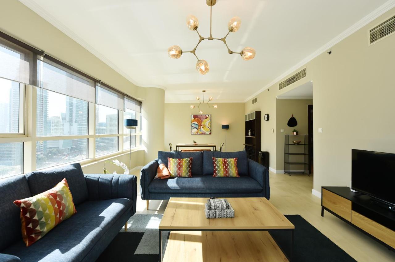 Luxury Escapes - 2-br Marina View Retreat At Marina Quays Dubái