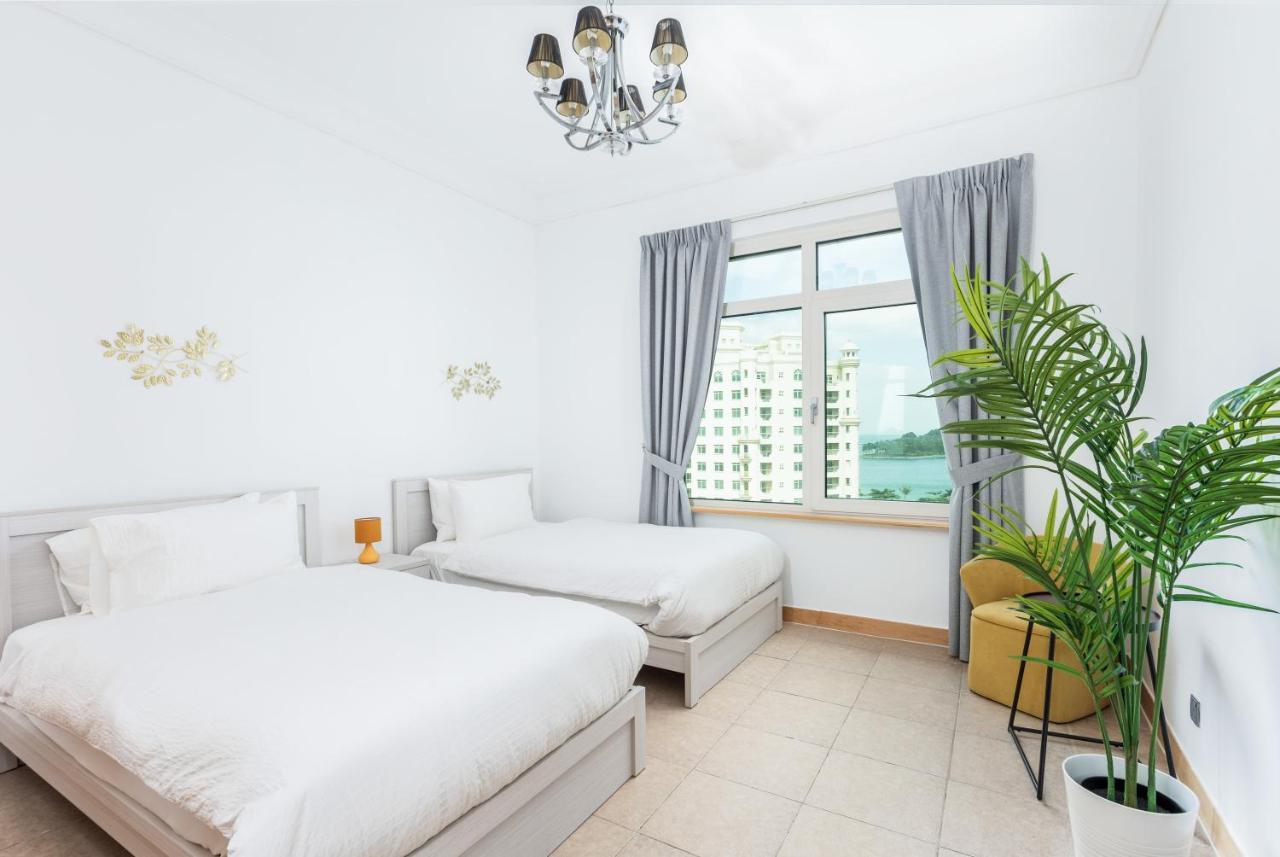 Dreamy And Spacious 3br Unique Palm Jumeirah Dubaï