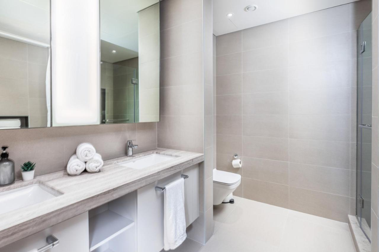 Spacious & Full Of Light 3br+ Kids Mall Appartement *