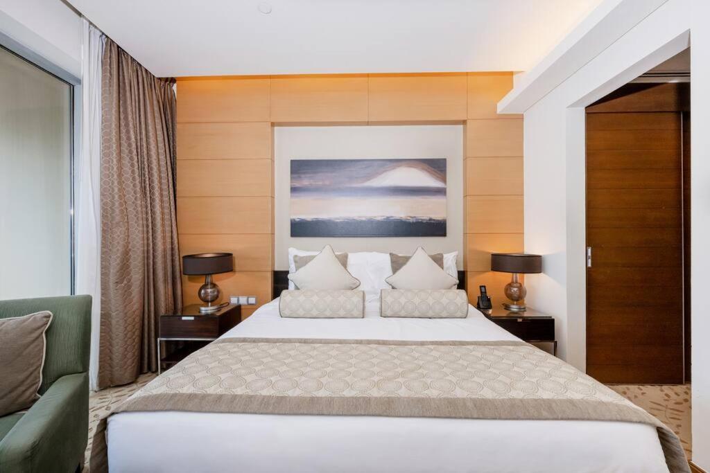 Apartamento Emaar Fashion Avenue - Formerly Address Mall Four Apple Dubái