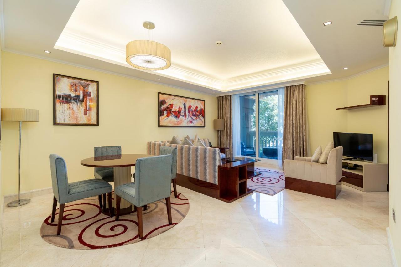 Lejlighed Royal Club By Rvhr, Grandeur Crescent Palm Jumeirah Dubai