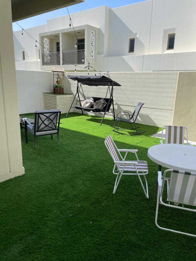 Apartament 4 Bedroom Located At Town Square Dubai, Al Qudra Road *