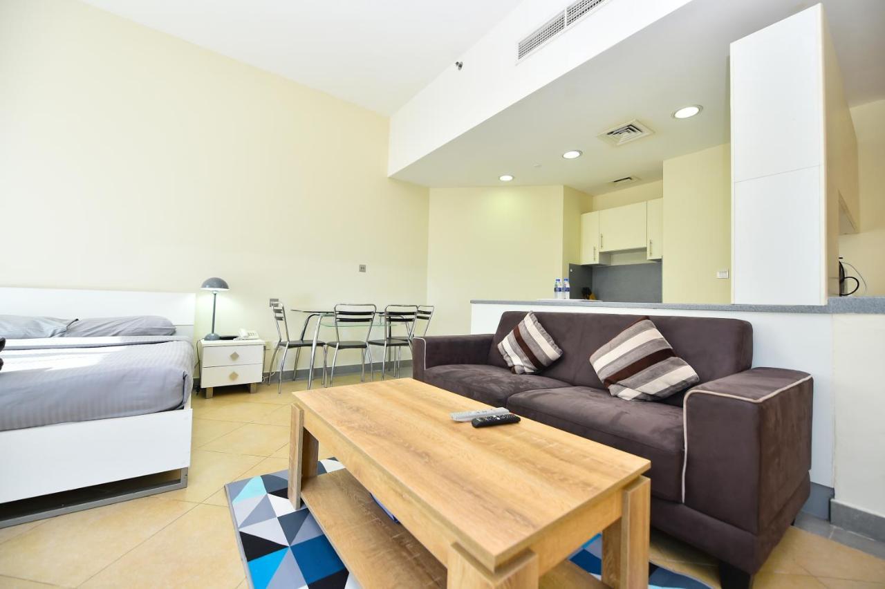 Bright Furnished Near Metro In Tecom - Aly