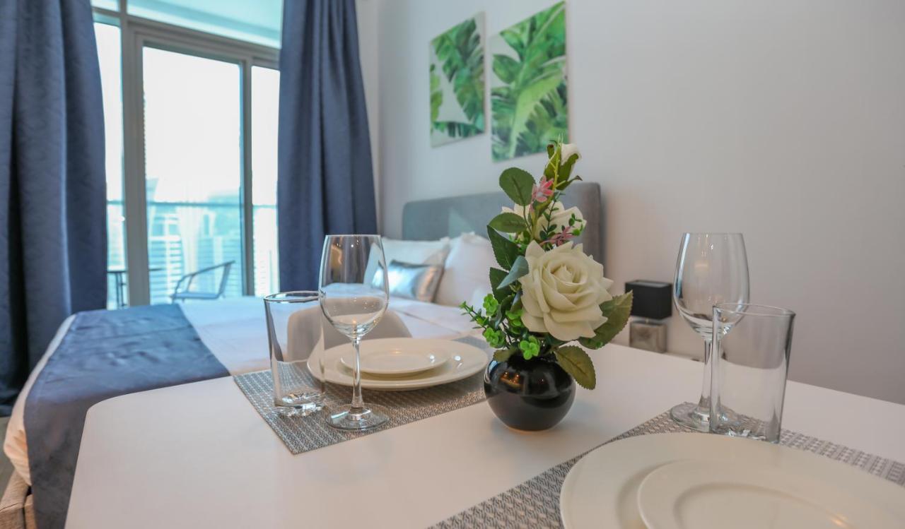 Luxury - Marina Apartemen