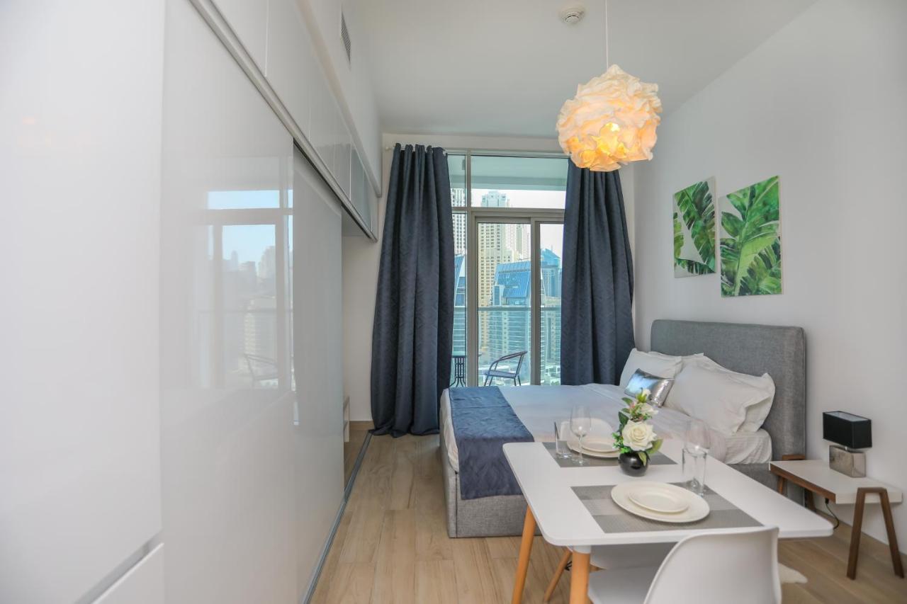 Luxury - Marina Apartemen