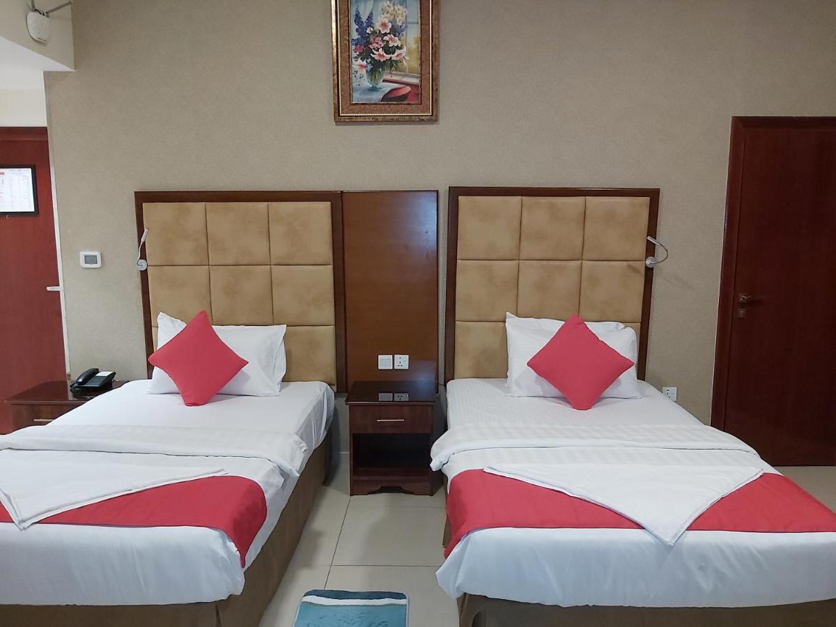 Hotel Bliss L.l.c 2*