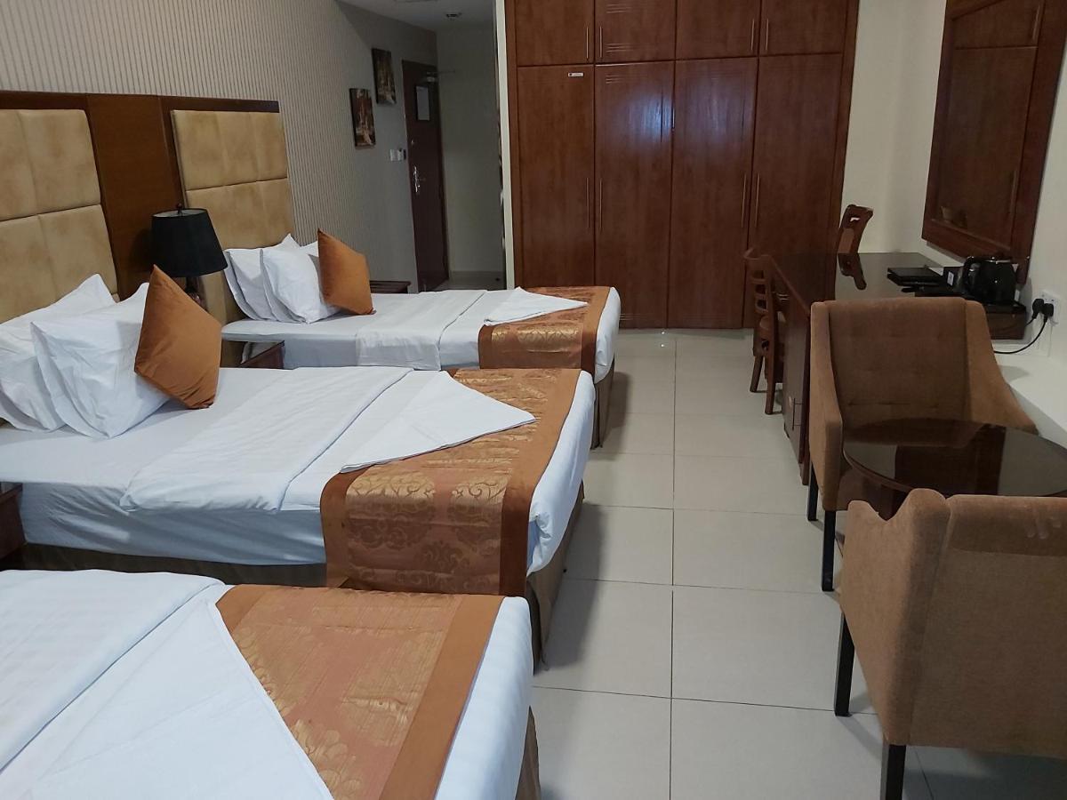Hotel Bliss L.l.c