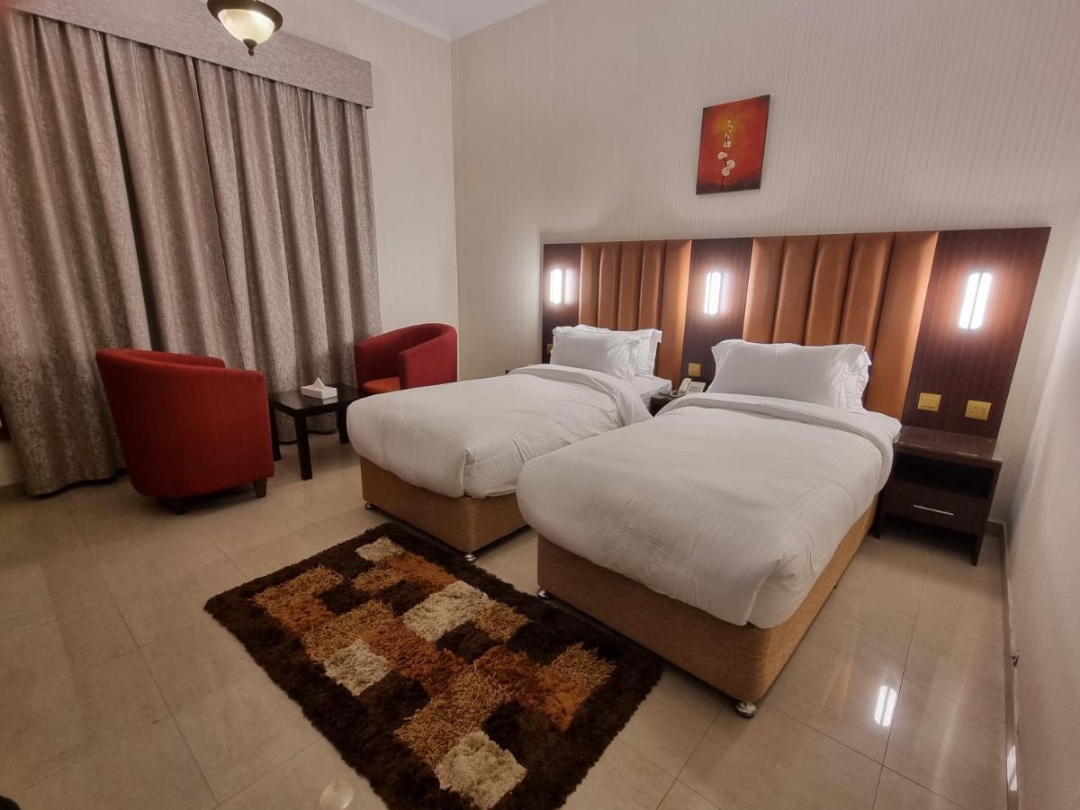Vista Hotel 3*