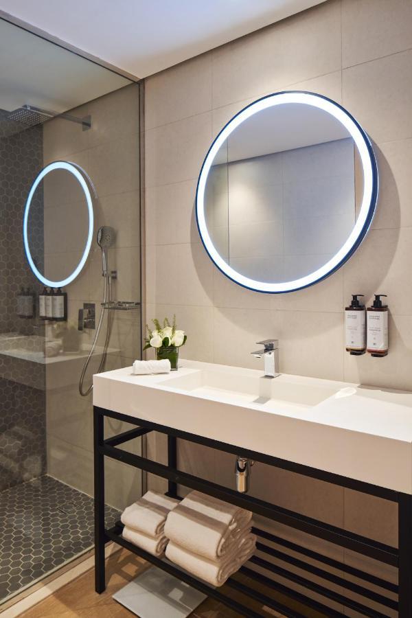 Adagio Jumeirah Village Triangle 4* Dubai