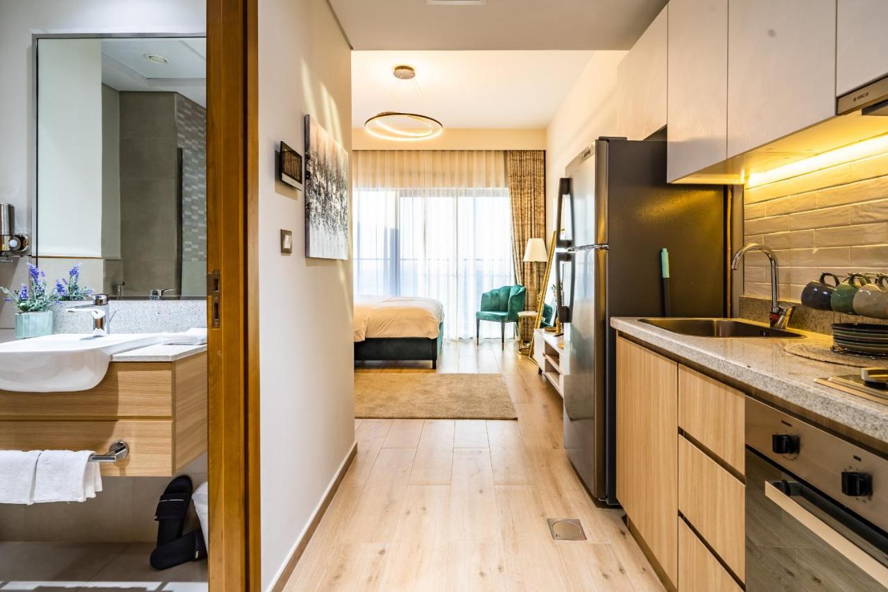 Azizi Aura, Jebel Ali- Near Metro Station *