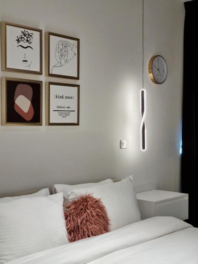 Walking Distance To Metro! Full Canal View Appartement Dubaï