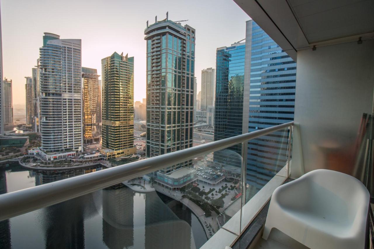 Walking Distance To Metro! Full Canal View Appartement *