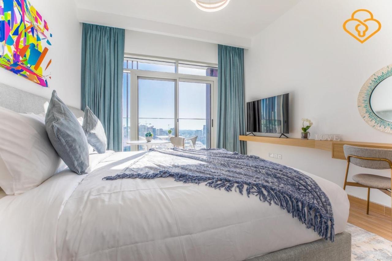 151 Residences Studios, Jumeirah Garden City, Sheikh Zayed Rd 713 Apartment *
