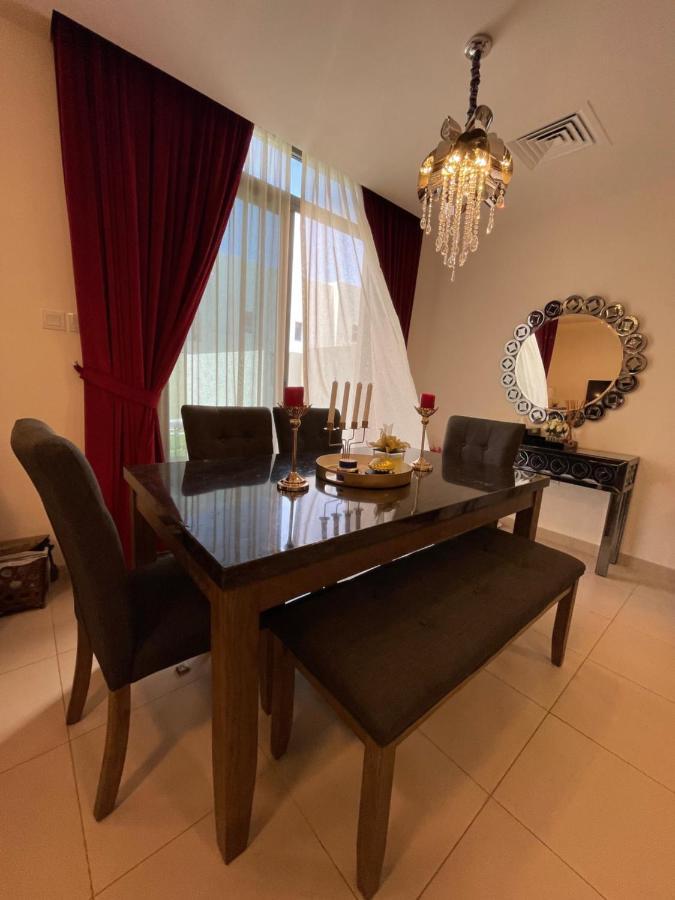 4 Bedroom Located At Town Square Dubai, Al Qudra Road Apartament *