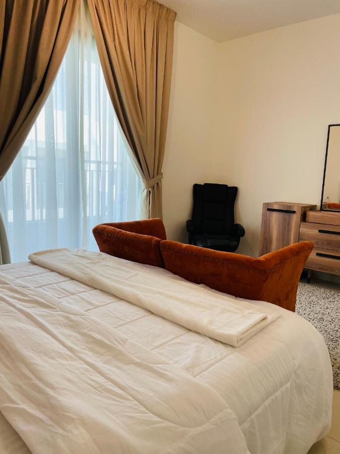 Apartament 4 Bedroom Located At Town Square Dubai, Al Qudra Road