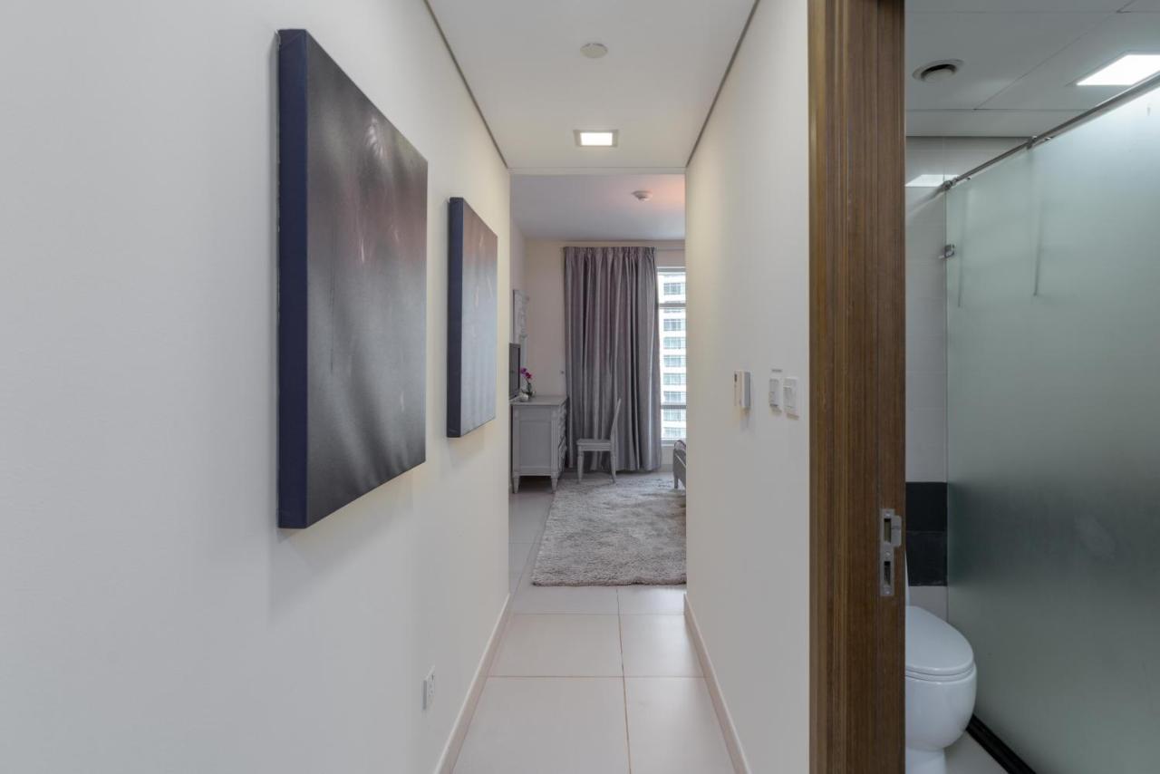 Vacay Lettings - Loft Downtown * Dubái