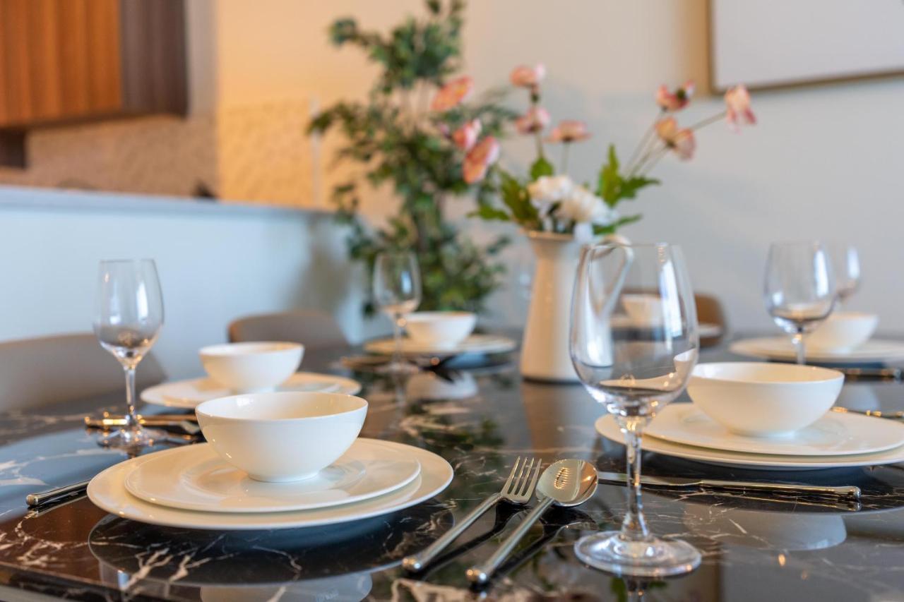 On Off Hh-avani Hotel-3br -full Palm View Appartement