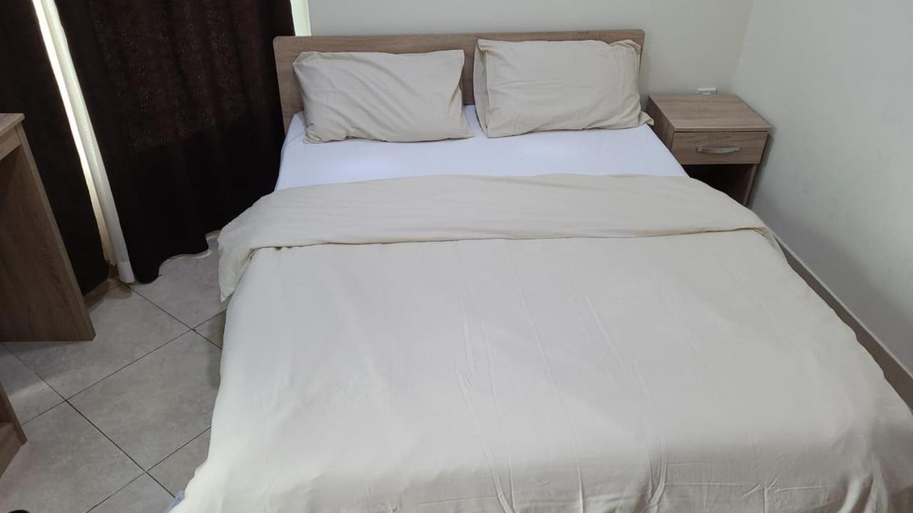Cozy 2bhk Near To Dmcc Metro Station -505 Apartment *