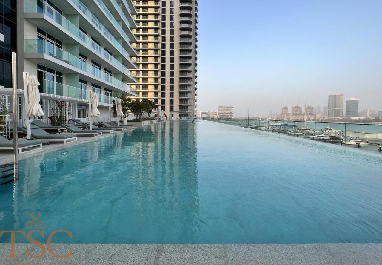 The Smart Concierge - Sunrise Bay Beachfront Appartement