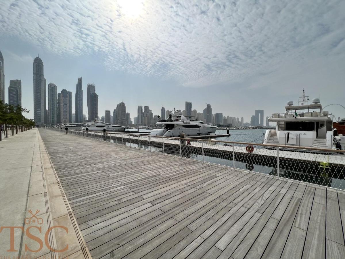 The Smart Concierge - Sunrise Bay Beachfront Appartement Dubaï